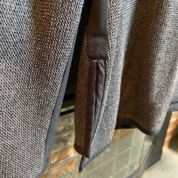 NWT Jaskar Boutique Waffle Knit Grey Jacket with Unique Details, Size L - Picture 7 of 9